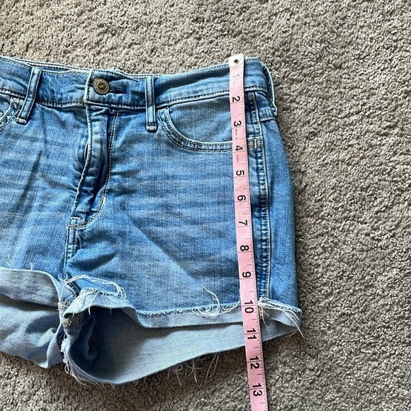 Hollister California Light Wash Denim Shorts | Size 5 W 27 - Picture 7 of 8